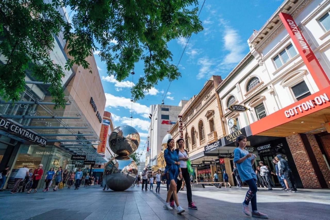Infinity On Morphett Adelaide Apartman Kültér fotó